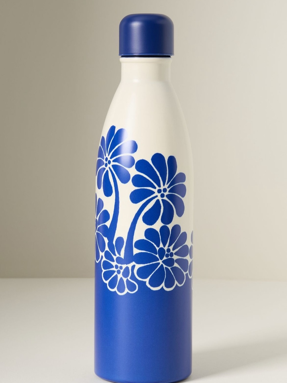 NEW FARM Rio Blue White Flower Stainless Steel Bottle